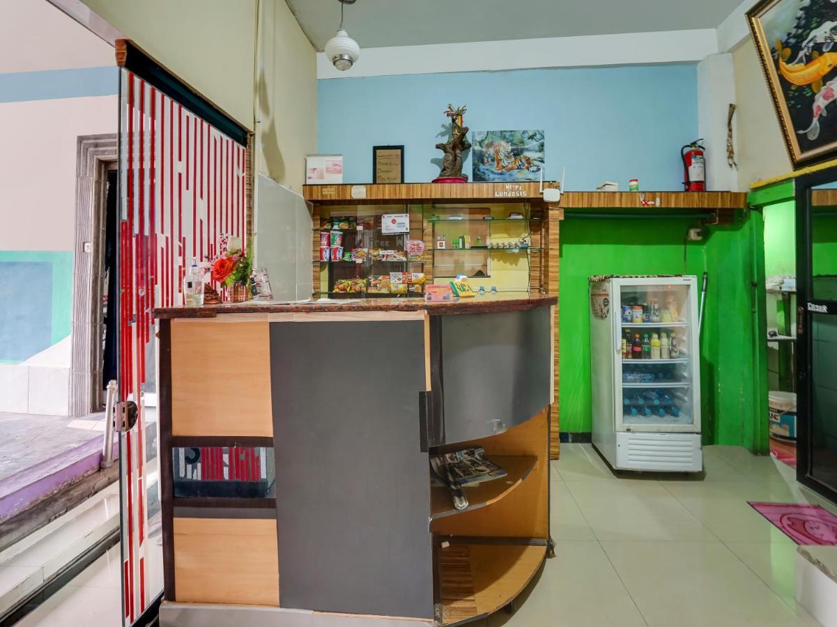 Oyo 90161 Hotel Lendosis Pipa Reja Angkatan 66 Palembang Zewnętrze zdjęcie