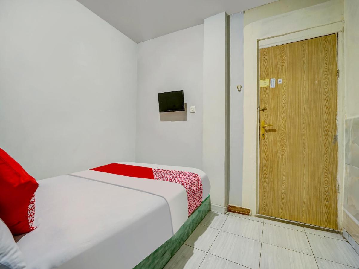 Oyo 90161 Hotel Lendosis Pipa Reja Angkatan 66 Palembang Zewnętrze zdjęcie