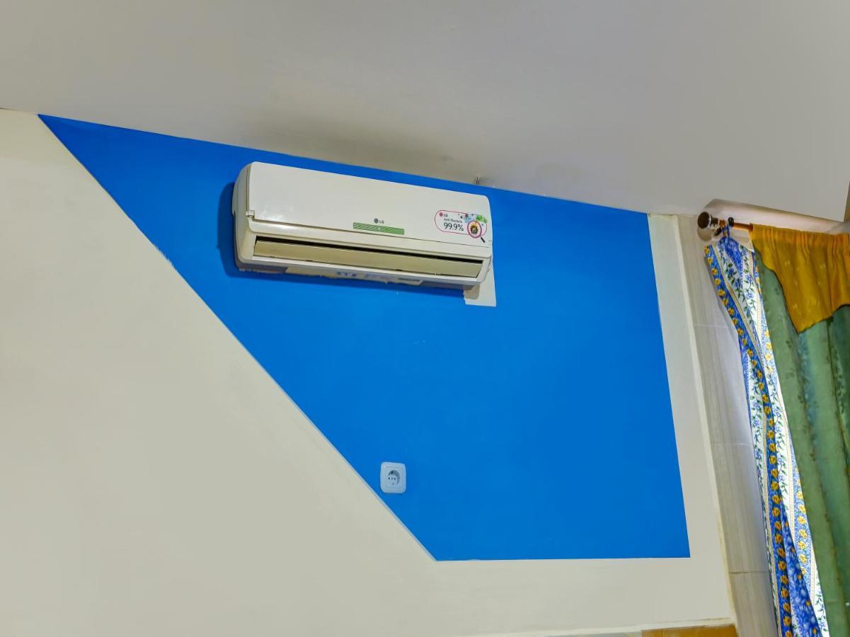 Oyo 90161 Hotel Lendosis Pipa Reja Angkatan 66 Palembang Zewnętrze zdjęcie